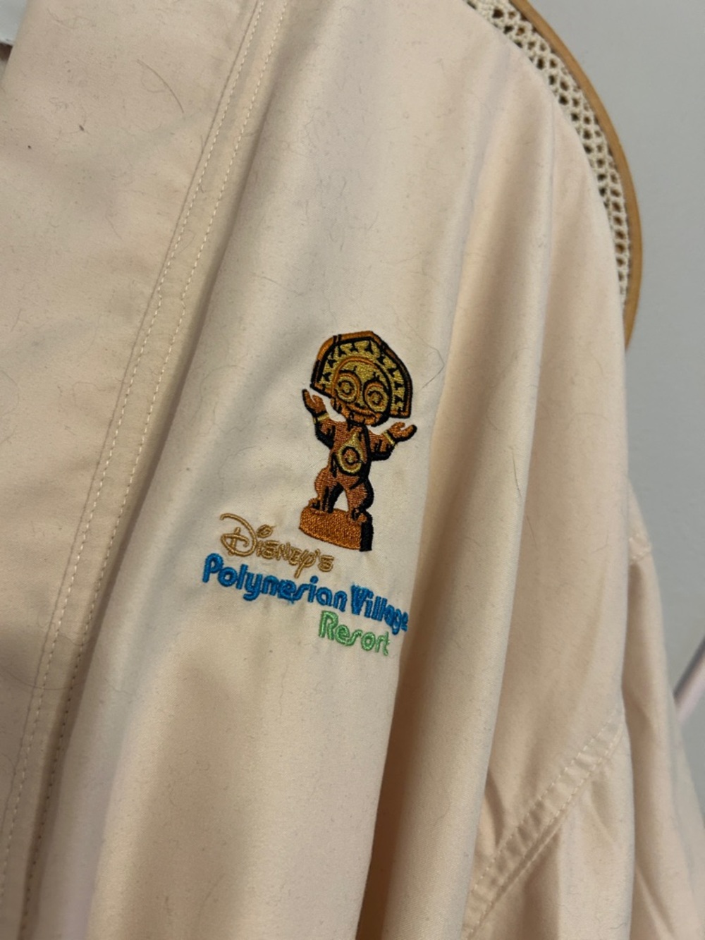 Embroidered Cream Spa Robe with Belt - Picture 2 of 9